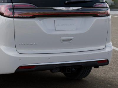2026 Chrysler Pacifica — photo 13 view