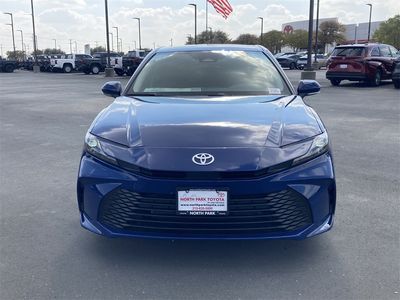 2026 Toyota Camry - Photo 2