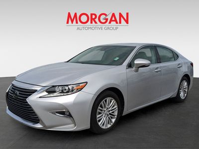 2017 Lexus ES - Photo 3