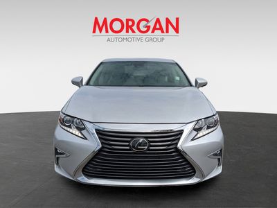 2017 Lexus ES - Photo 2