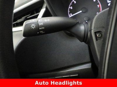 2025 Toyota Corolla FWD - Photo 22