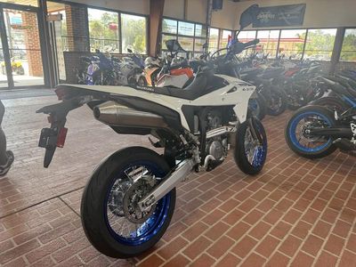 2025 Suzuki DR-Z4SM - Photo 5