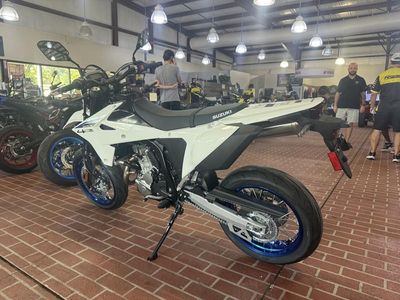 2025 Suzuki DR-Z4SM - Photo 4