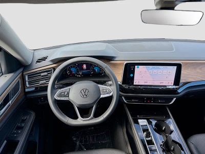2026 Volkswagen Atlas — photo 17 view