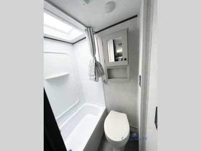 2025 Coachmen Remote - Photo 9