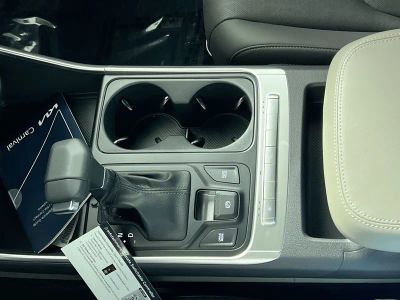 2026 Kia Carnival — photo 25 view