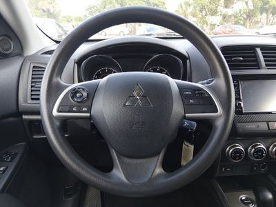2024 Mitsubishi Outlander Sport — photo 12 view