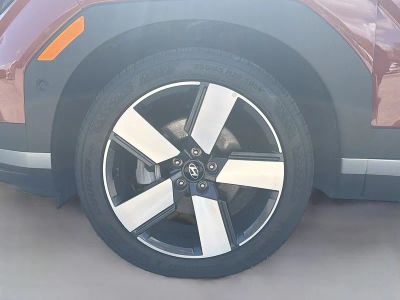 2025 Hyundai Santa Fe — photo 36 view