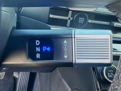 2025 Hyundai Santa Fe — photo 14 view