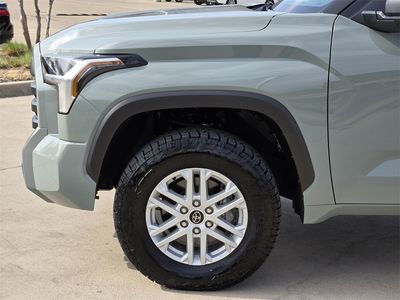 2024 Toyota Tundra - Photo 6