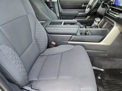2024 Toyota Tundra - Photo 9