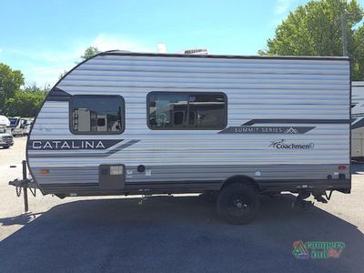 2024 Coachmen RV Catalina Summit Series 7 - Photo 4