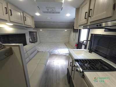 2024 Coachmen RV Catalina Summit Series 7 - Photo 15