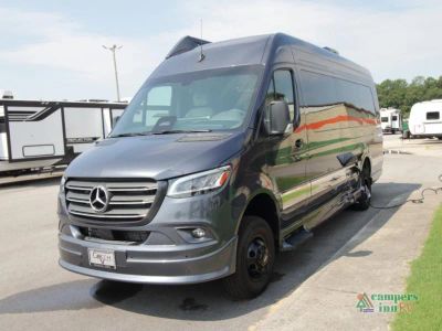 2027 Grech RV Strada-ion AWD — photo 36 view