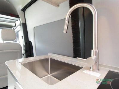 2027 Grech RV Strada-ion AWD — photo 9 view