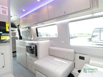 2027 Grech RV Strada-ion AWD — photo 7 view