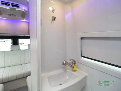 2027 Grech RV Strada-ion AWD — photo 26 view