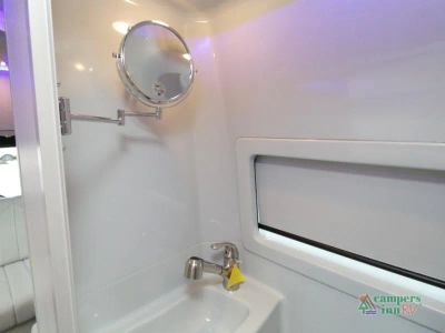2027 Grech RV Strada-ion AWD — photo 27 view