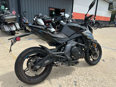 2022 CFMOTO 650NK - Photo 4
