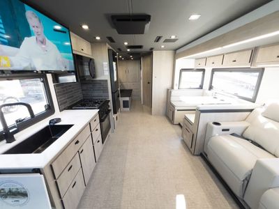 2026 Grand Design LINEAGE SERIES F - Photo 6