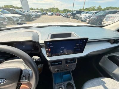 2025 Ford Maverick — side profile view
