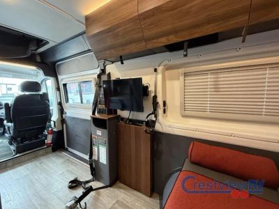 2023 Winnebago Roam - Photo 18