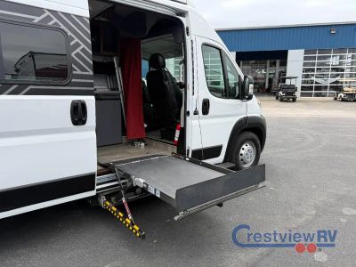 2023 Winnebago Roam - Photo 11