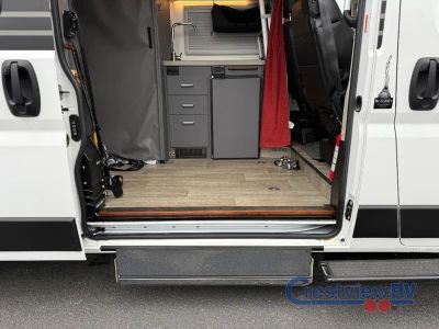 2023 Winnebago Roam - Photo 37