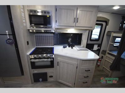 2026 Coachmen RV Catalina Legacy — photo 26 view