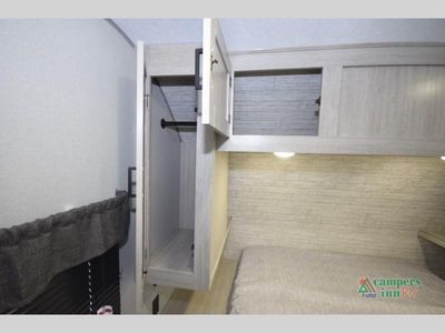 2026 Coachmen RV Catalina Legacy — photo 14 view