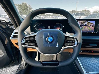 2026 BMW 3 Series — photo 8 view