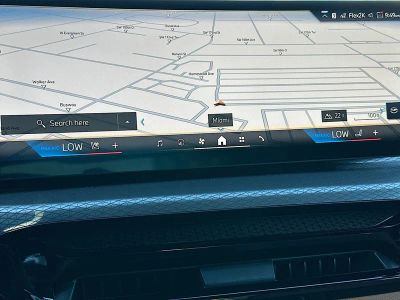 2026 BMW 3 Series — photo 10 view