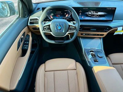 2026 BMW 3 Series — photo 17 view