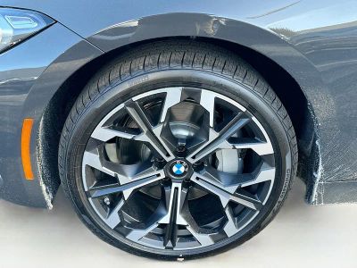 2026 BMW 3 Series — photo 26 view