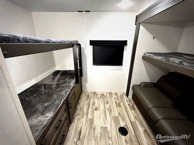 2024 Venture RV SportTrek Touring Edition - Photo 18