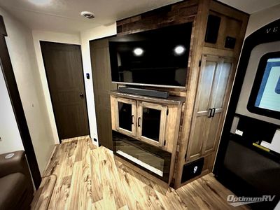 2024 Venture RV SportTrek Touring Edition - Photo 13
