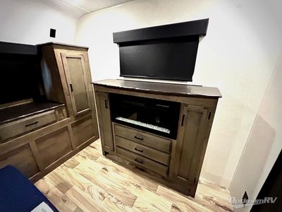 2024 Venture RV SportTrek Touring Edition - Photo 10