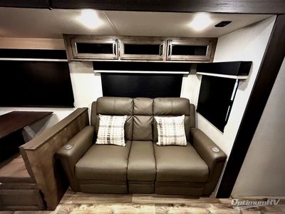 2024 Venture RV SportTrek Touring Edition - Photo 15