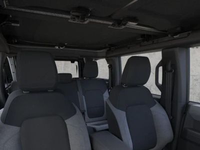 2026 Ford Bronco - Photo 12