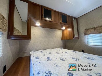 2017 Prime Time RV Avenger - Photo 16