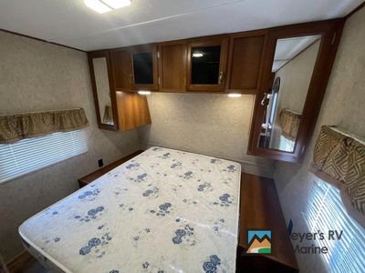 2017 Prime Time RV Avenger - Photo 15