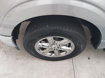 2025 Ford F-150 — photo 10 view
