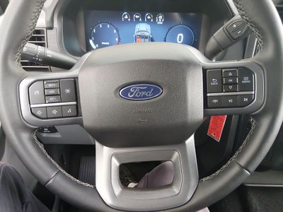 2025 Ford F-150 — photo 12 view