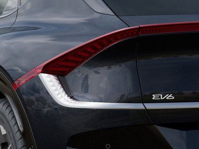2025 Kia EV6 — photo 12 view