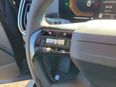 2026 Kia Sorento Hybrid — photo 11 view