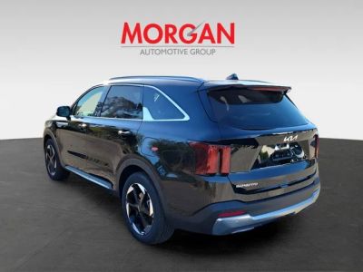 2026 Kia Sorento Hybrid — rear three-quarter view