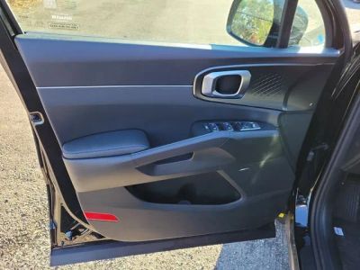 2026 Kia Sorento Hybrid — detail view