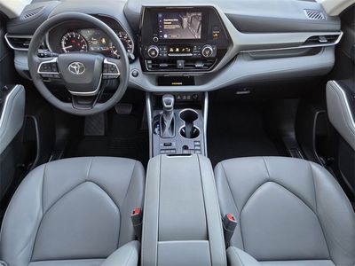 2024 Toyota Highlander - Photo 19
