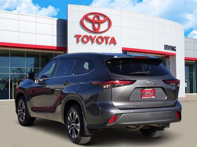 2024 Toyota Highlander - Photo 3