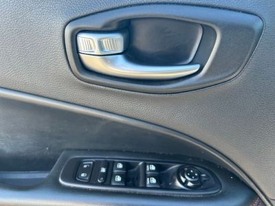 2020 Jeep Compass - Photo 15